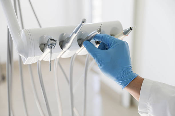 Professional Emergency Dentist technician working in Westworth Village, TX
